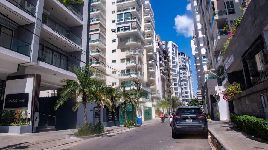 La construcción se concentra en torres de apartamentos, hoteles y edificios